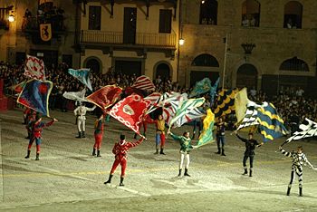 Sbandieratori della Giostra del Saracino di Arezzo